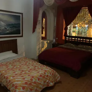 Hostal The Imperial , Quito Ecuador